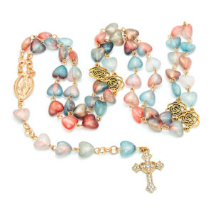 kolorowy różaniec z serduszek dla dziewczynki